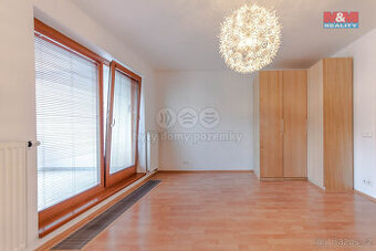 Pronájem bytu 1+kk, 31 m², Praha 5 - Zbraslav, Karla Černého