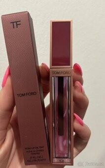 Tom Ford lesk na rty - 1