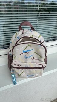 Detsky Nike batoh Brasilia 11l.