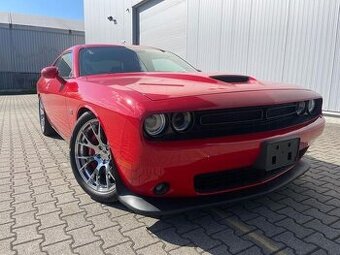 Dodge Challenger 6.4 SRT 392 manuál (č.1097)
