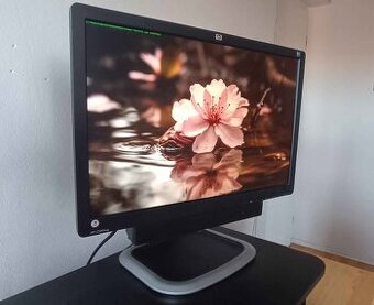 HP monitor L2245wg + reproduktor