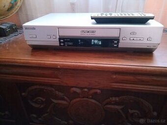Panasonic NV-HV51