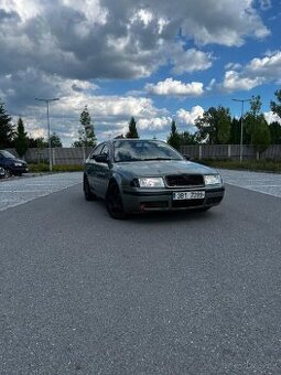 Škoda Octavia 1