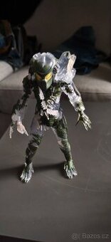Predatoři Neca 1/10 + Hound+trůn