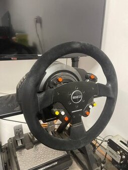 Thrustmaster volant,základna,pedály.razeni