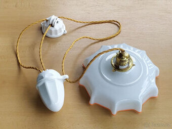 Hezký stahovací lustr / stahovačka