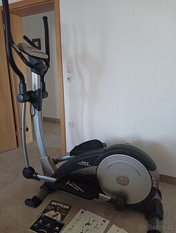 cross trenažér (orbitrek)