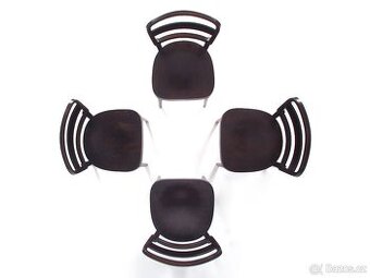 Kvalitní poválečné židle po renovaci. 4ks