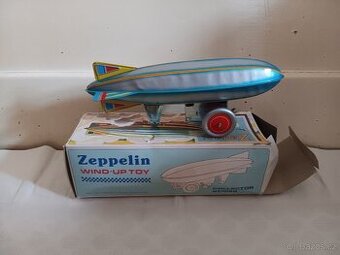 Staré kovové hracky - Zeppelin
