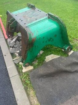 Podstavec hydraulické ruky LKT + rozvaděč Danfoss