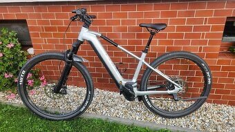 Horské elektrokolo Cube