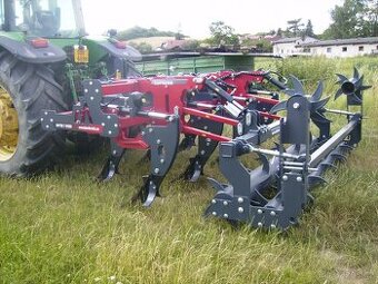 Dlátový pluh DA Landtechnik RAPTOR 7 HYDRO.
