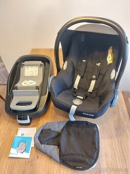 Dětská autosedačka Maxi Cosi vč. Isofix základny FamilyFix