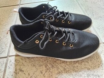 Dámské vel 41 nové