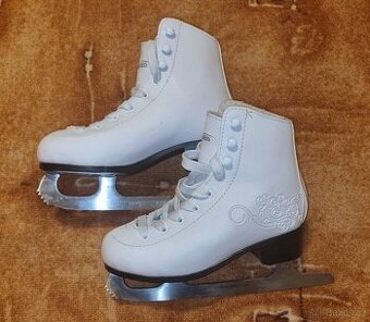 Dívčí lední brusle vel. 33 – zánovní, v záruce