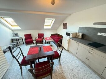 PRONÁJEM BYTU 2+KK, JÍROVCOVA, ČESKÉ BUDĚJOVICE