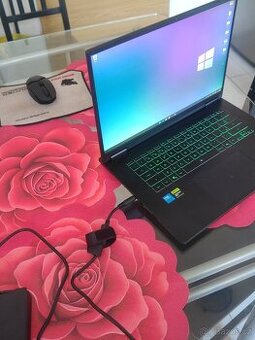 GIGABYTE GAMING A16 PRO DXH