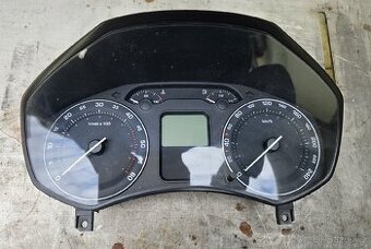 Přístrojový štít Škoda Octavia 2