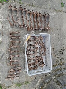 Žabky na  lešení, spojky trubkové lešení