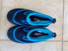 Prodám botičky do vody, velikost 28, zn. Lupilu