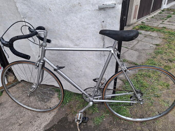 Prodám staré kolo Favorit