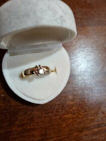 Briliantový zlatý prsten