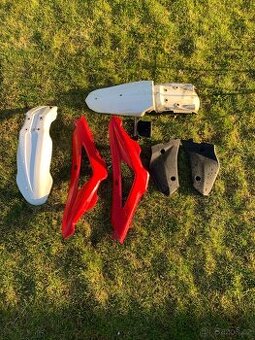 Husqvarna SM 125 Plasty