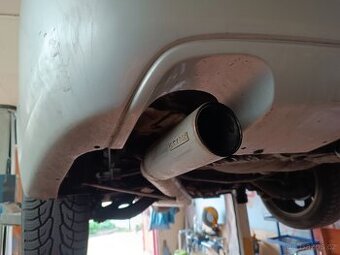 Subaru Legacy EZ30 výfuk