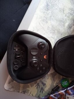 Výměna Elite Series 2 controller za PS5 controller