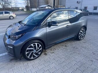 BMW i3, 120 AH, TČ, LED, KEYLESS,kamera, cena s DPH, 16tkm