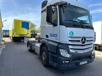 Mercedes Benz Actros 1842
