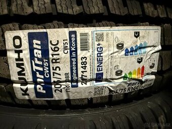Zimní pneumatiky 205/75/16C Kumho