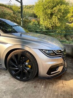 Maxton design přední spoiler Arteon