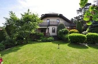 Prodej rodinného domu 361 m2, pozemek 979 m2