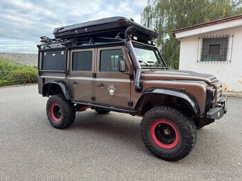 Land Rover Defender 110 Td4 - CUSTOMIZED