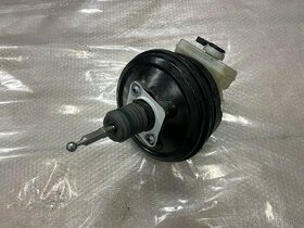 POSILOVAČ BRZD AUDI A4 B8 8K0612103K