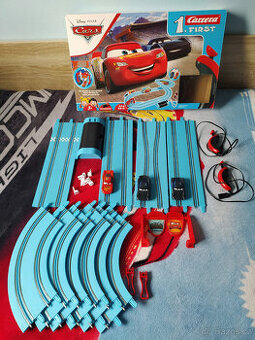 Autodráha Carrera First Cars 3+