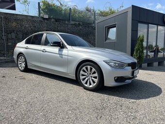 BMW 318D 2012