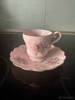 Růžový porcelán