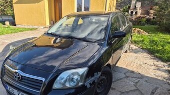 Avensis s LPG poškozený motor