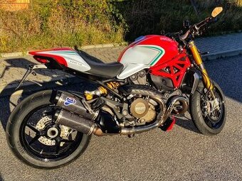 Ducati Monster 1200 S
