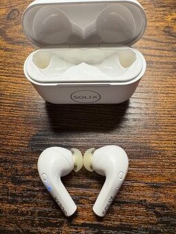 Bezdrátová BT sluchátka SOLIX SX-TWS1 s nabíjecím pouzdrem