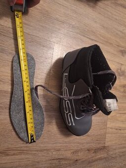 Dětské boty na bezky 34