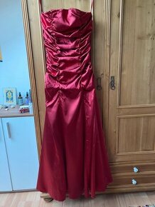 Plesové červené vínové dlouhé šaty