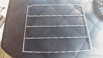 B288_ Polička na lahve do lednice, nová