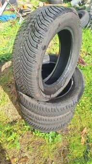 Celoroční pneu Continental 205/60 R16