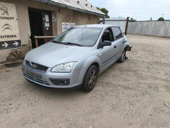 Prodám veškeré náhradní díly Ford Focus 1.6 16v HWDA.