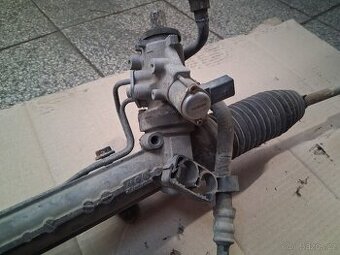 Vw Touareg 7L řízení