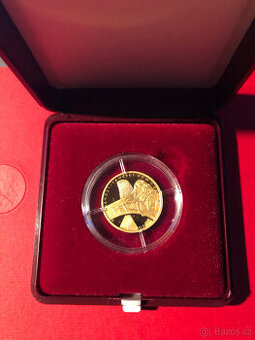 zlatá mince - Tančící dům v Praze proof  DSA
