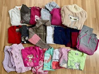 Prodám sadu oblečení pro slečnu, vel. 134-140, přes 80 ks